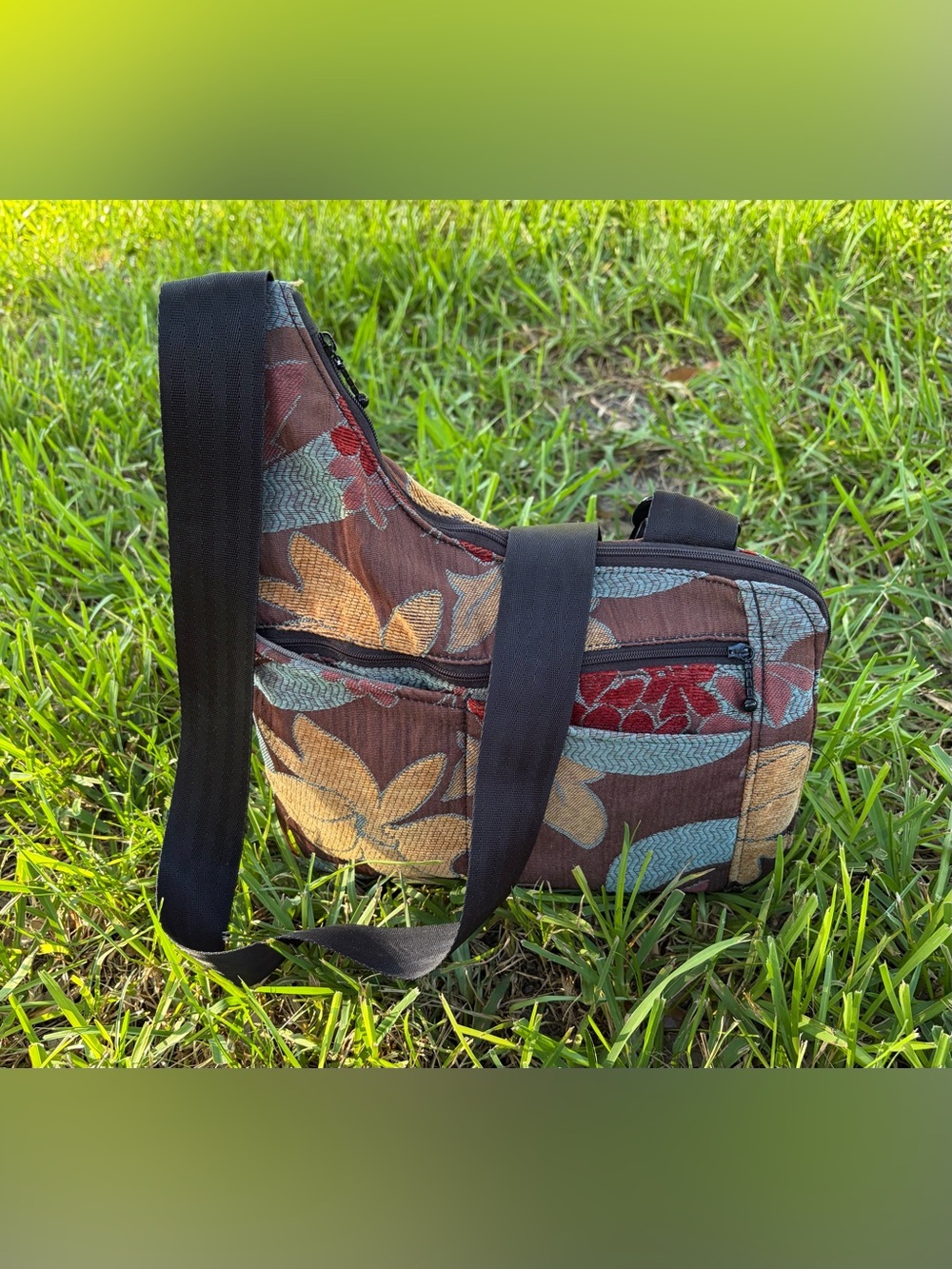Vintage Wild West Boulder Colorado Floral Tapestry Bag